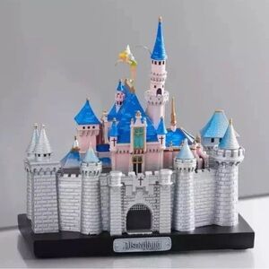 Disneyland Resort Sleeping Beauty Castle Disney 100 Yr Celebration Figurine Park